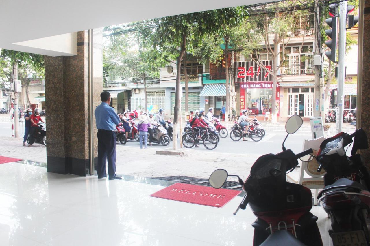 Phu Quynh Hotel Phan Rang Exterior photo
